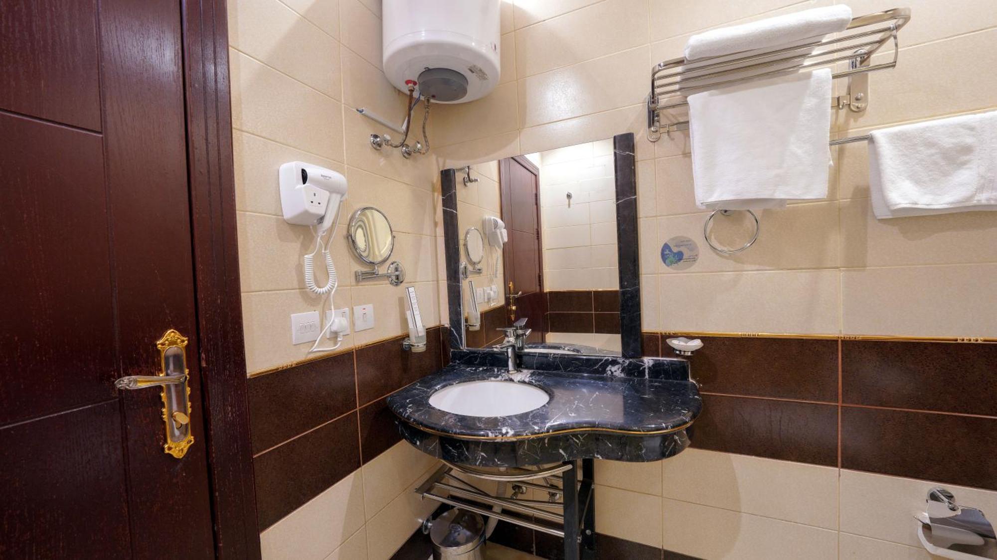 Al Masem Serviced Apartments - Exit 9 Riadh Zimmer foto